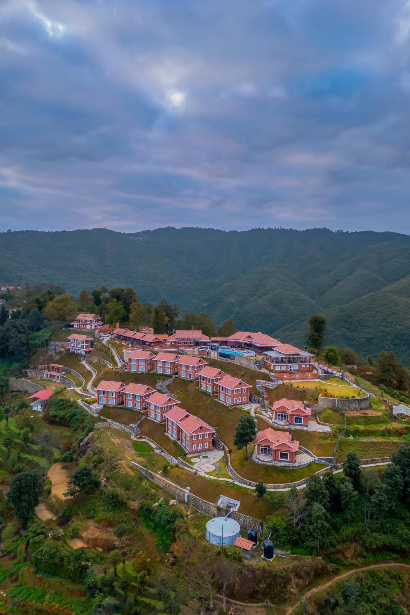 Soaltee Westend Resort นาการ์ก็อต ภายนอก รูปภาพ